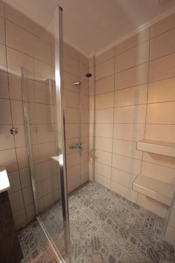 Apartment Chrisandro Nea Kallikrateia Bagian luar foto