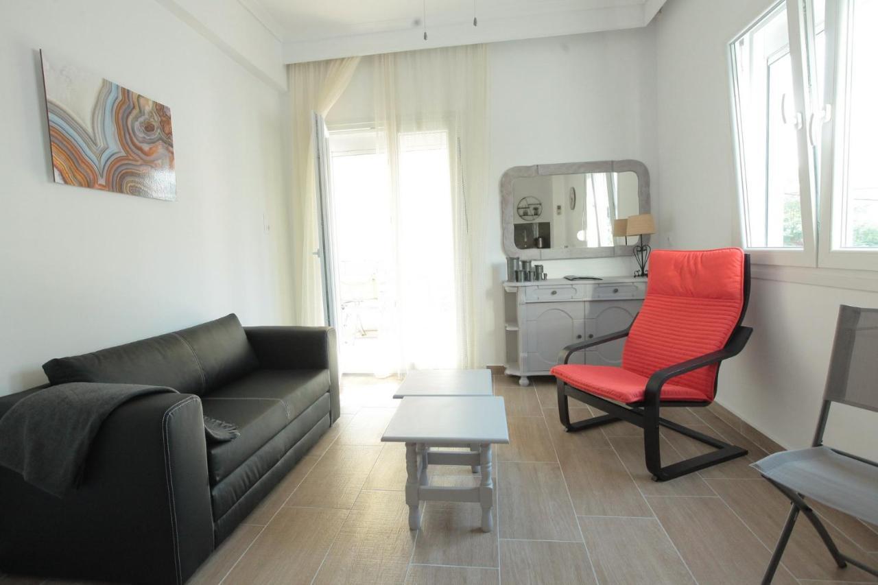 Apartment Chrisandro Nea Kallikrateia Bagian luar foto