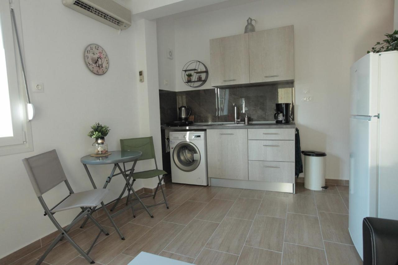 Apartment Chrisandro Nea Kallikrateia Bagian luar foto
