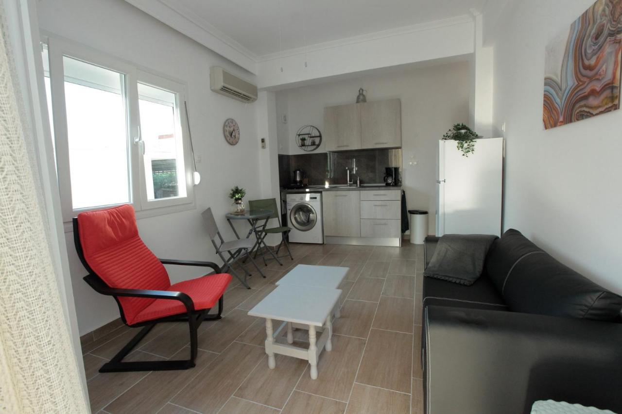 Apartment Chrisandro Nea Kallikrateia Bagian luar foto